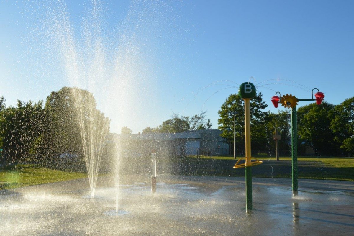 Jeux d'eau au Parc Beaudoin