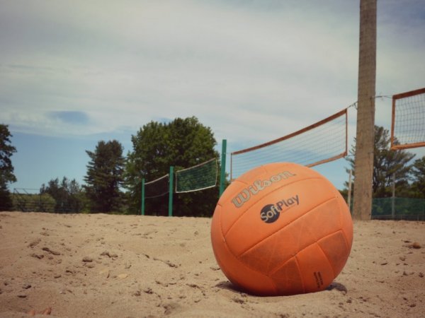 Terrain de volley-ball