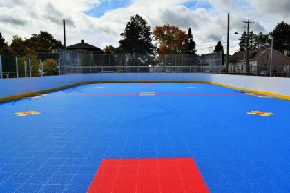 C'est le temps de s'inscrire au Dek hockey